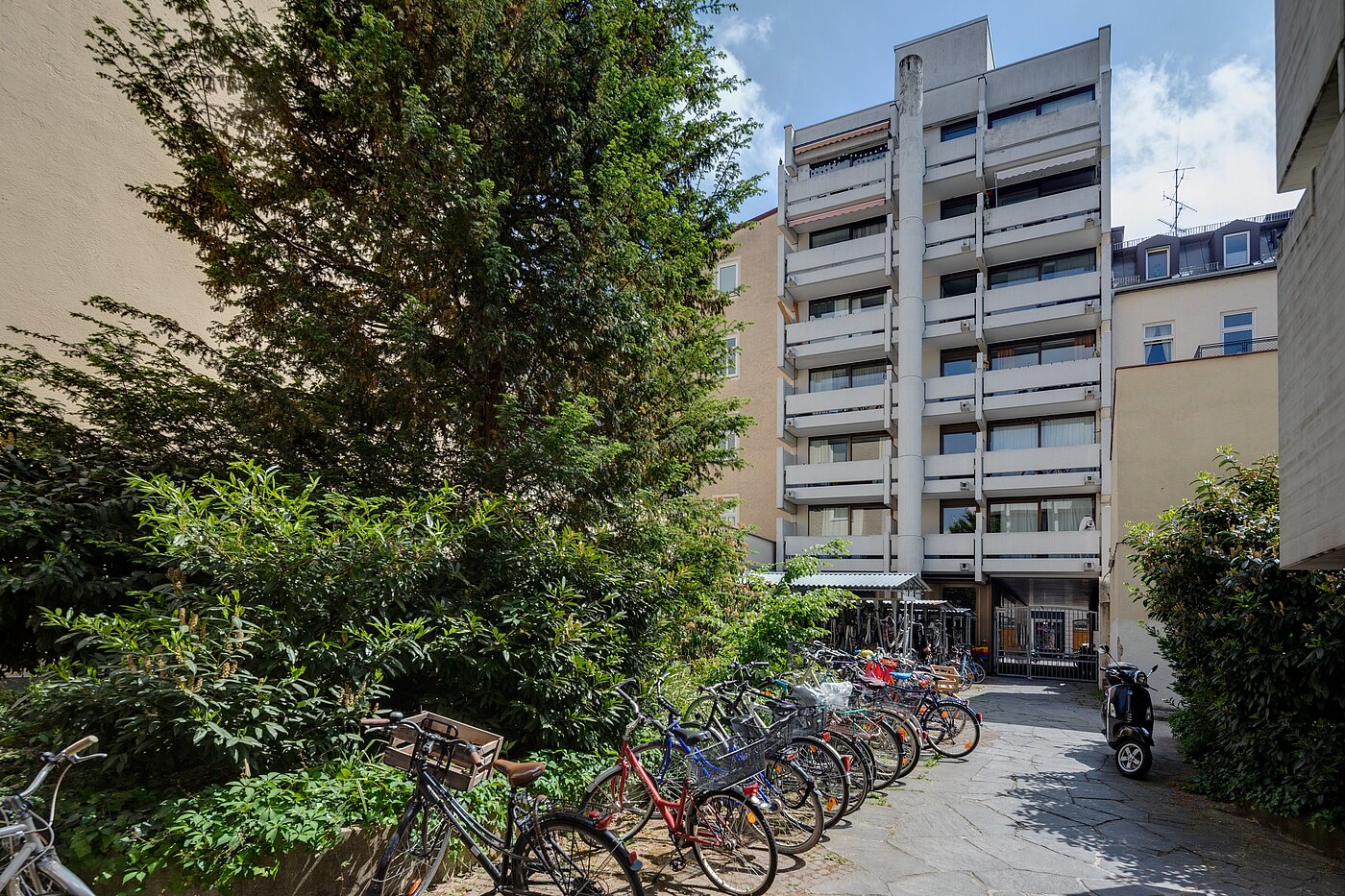 Apartment with 1 room | München-Maxvorstadt | 2110ML7 | Durchgang zum Rückgebäude