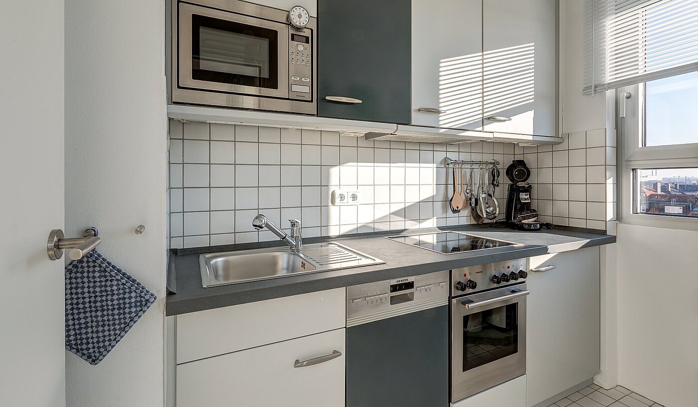 Apartment with 1 room | München-Schwanthalerhöhe | 2106ML8 | Separate Küche...