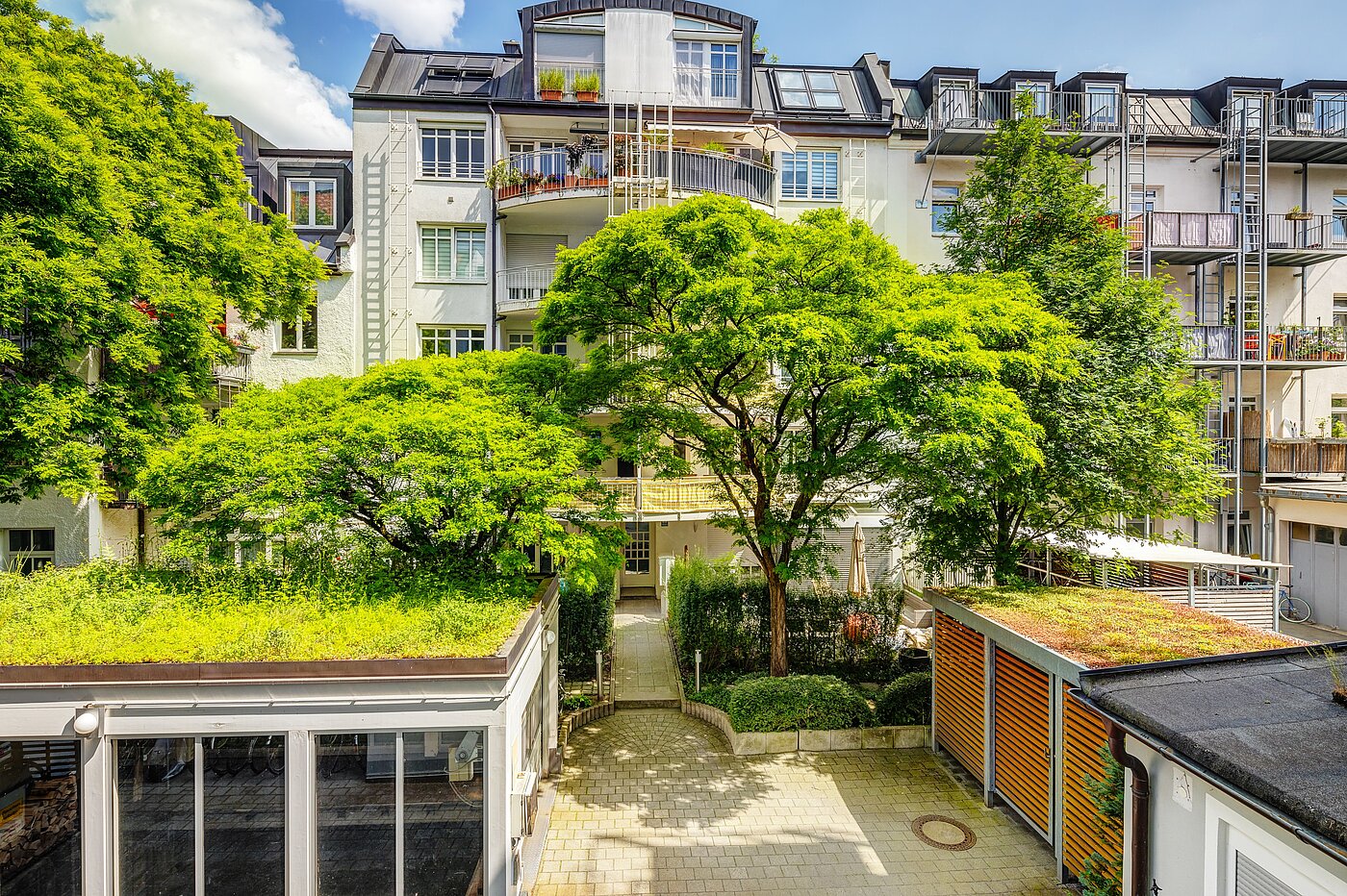 Apartment with 2.5 room | München-Isarvorstadt | 70121 | Blick in den Innenhof