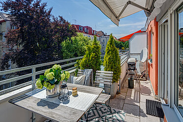 Schwabing: For sun worshippers - apartment with roof terrace