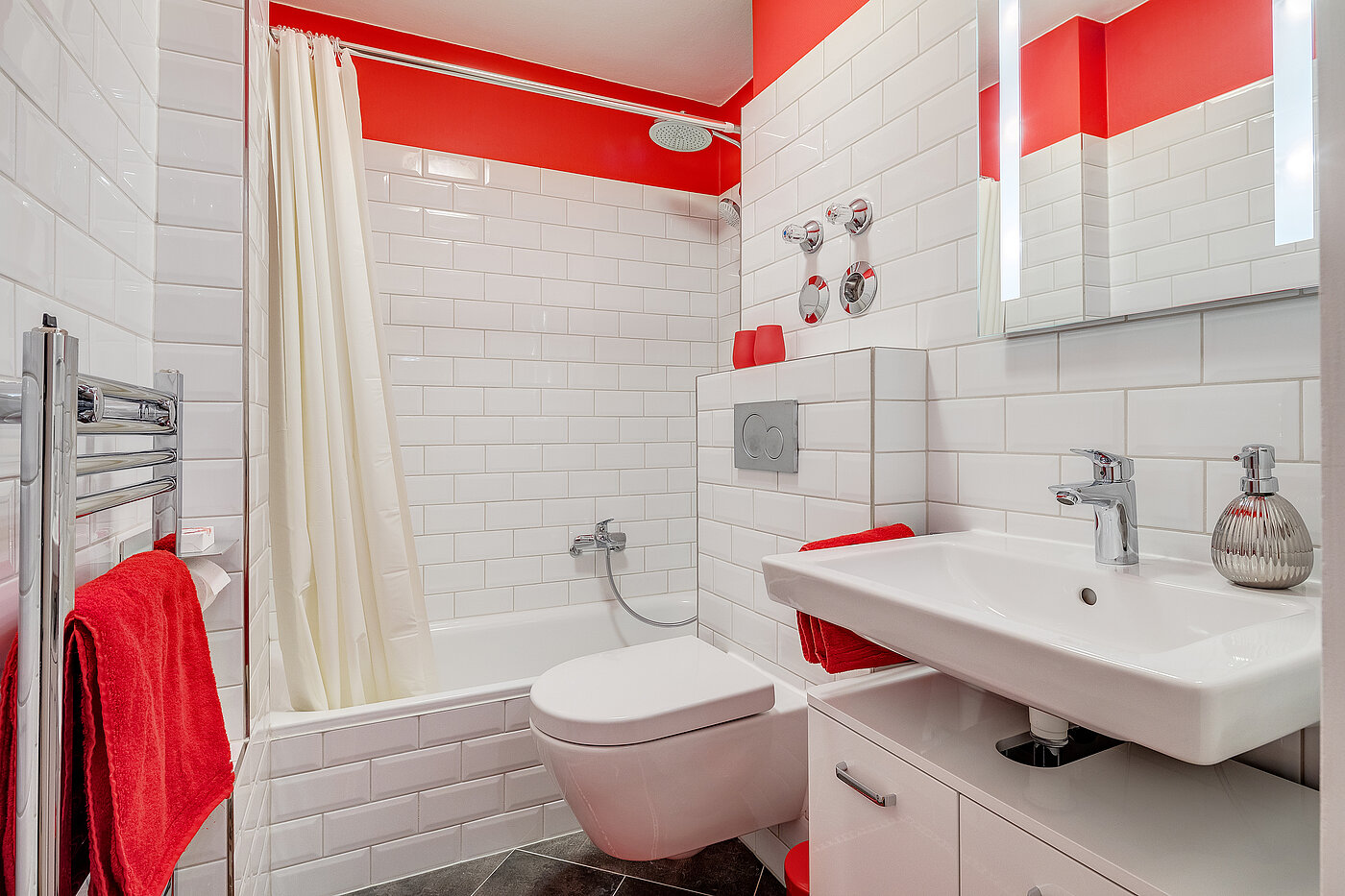Apartment with 2 room | München-Bogenhausen | 70287 | ...mit Badewanne