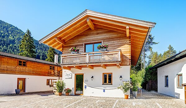 Apartment with 6 room | 70095 | Hausansicht von Norden