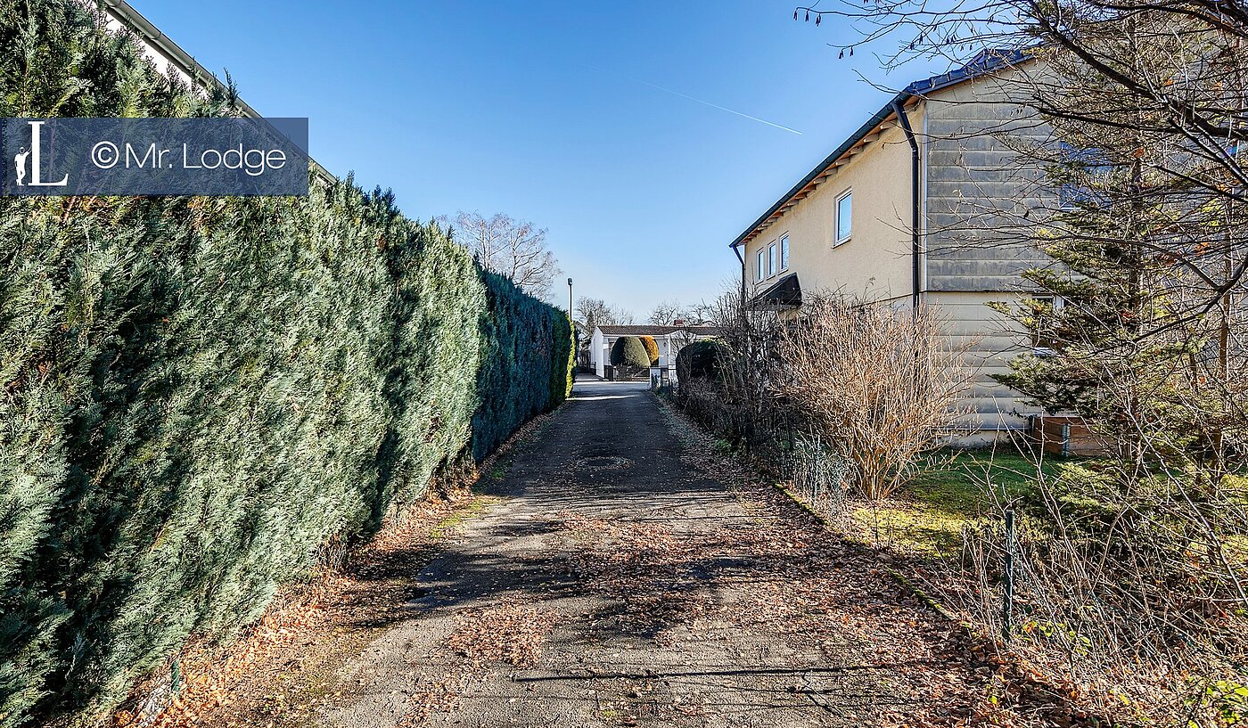 Detached house with 5 room | Germering | 1712AK1 | Zufahrt