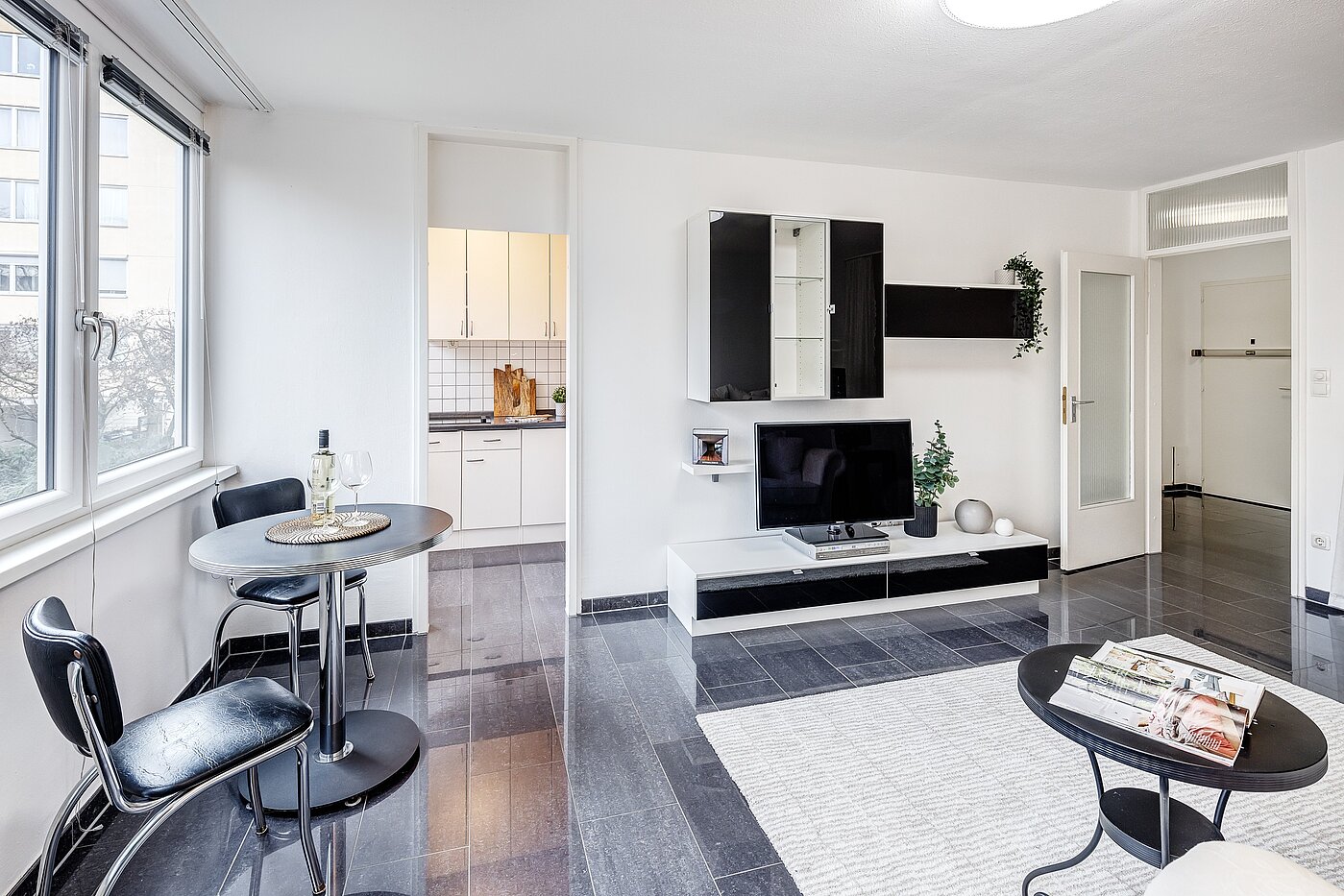 Apartment with 1.5 room | München-Au | 2112ML2 | ...und Platz zum Essen