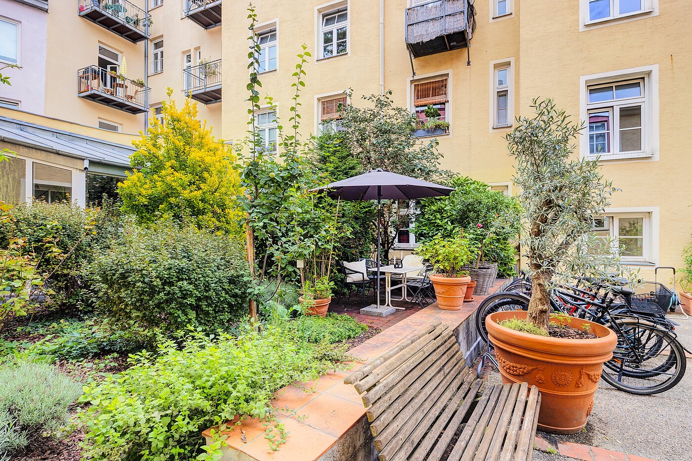 Ground floor apartment with 1 room | München-Haidhausen | 70228 | Einfach traumhaft!