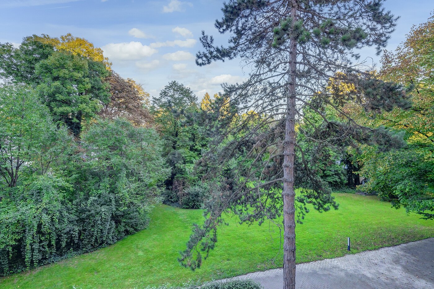 Apartment with 1 room | München-Bogenhausen | 70264 | ...ins Grüne