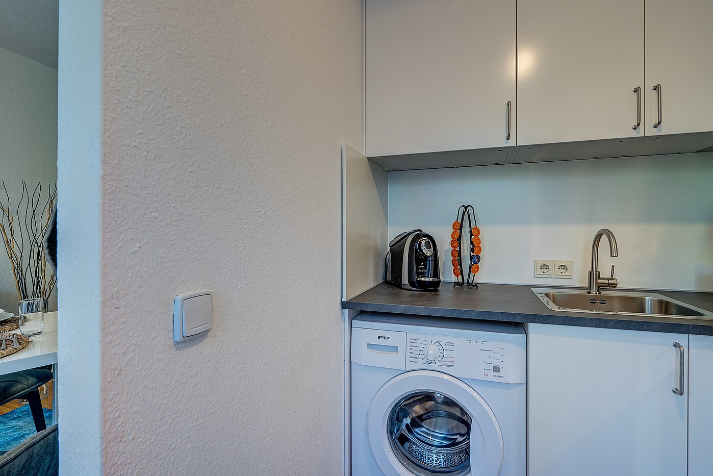 Apartment with 1 room | München-Milbertshofen | 702251 | Großzügige Eckküche...
