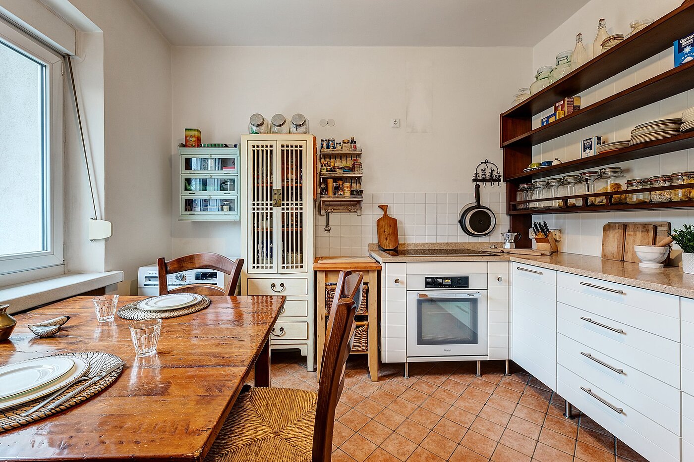 Apartment with 2.5 room | München-Au | 2001ML9 | ...mit Einbauten und...