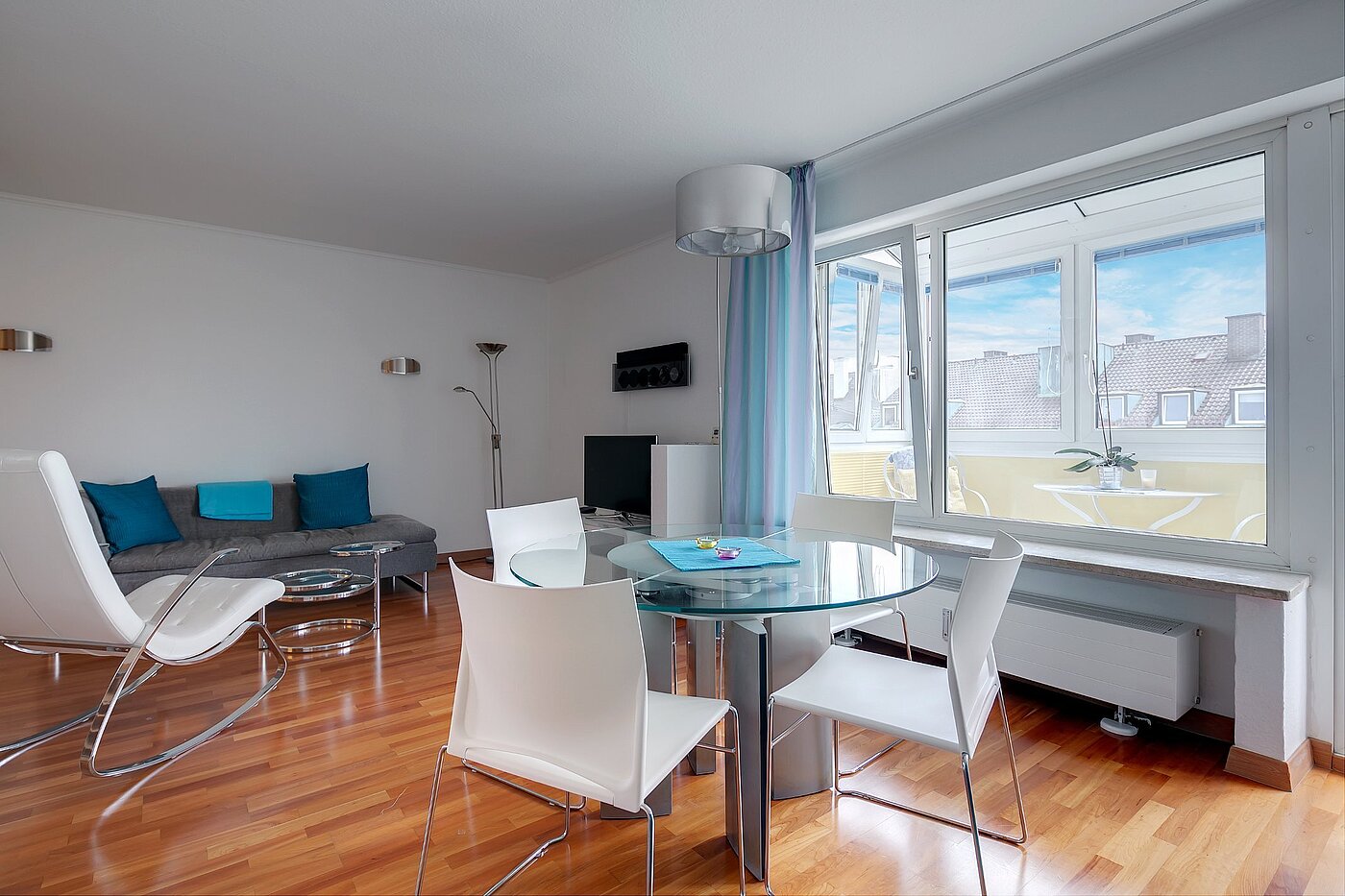 Apartment with 2 room | München-Schwabing | 2102ML3 | Zentraler Essplatz