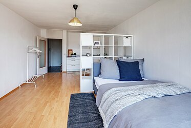 Schwabing: Sunny 1-room apartment in central location