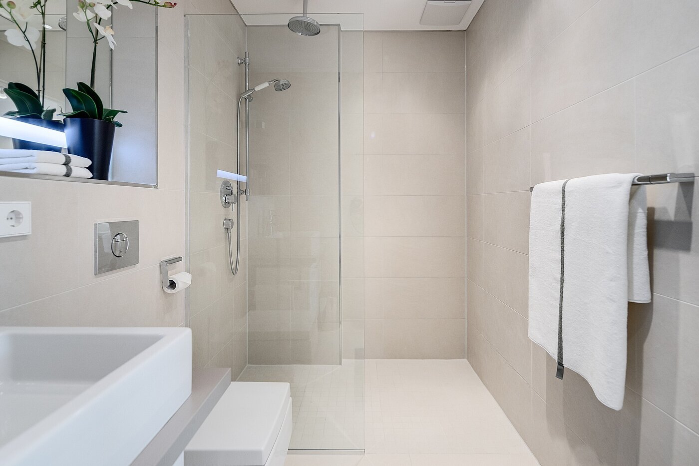 Apartment with 1 room | München-Bogenhausen | 70201 | ...Duschbad