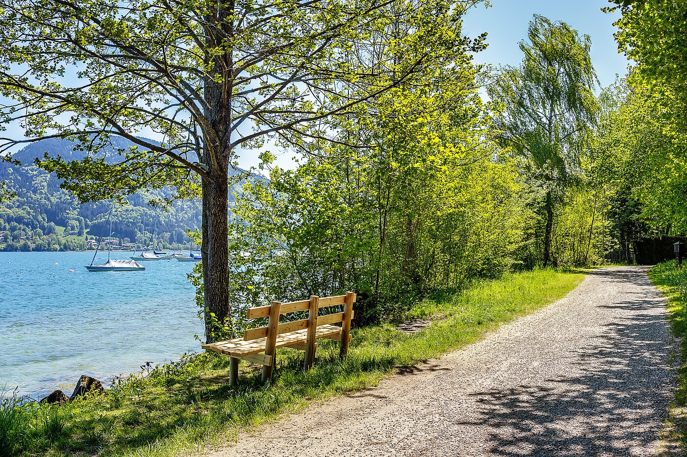 Attic Apartment with 2 room | Bad Wiessee | 70017 | Idyllische Wanderwege direkt am See