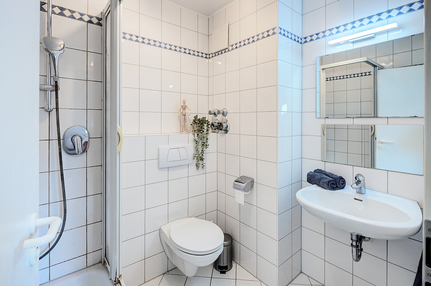 Maisonette with 3.5 room | München-Trudering | 70238 | Zweites Duschbad