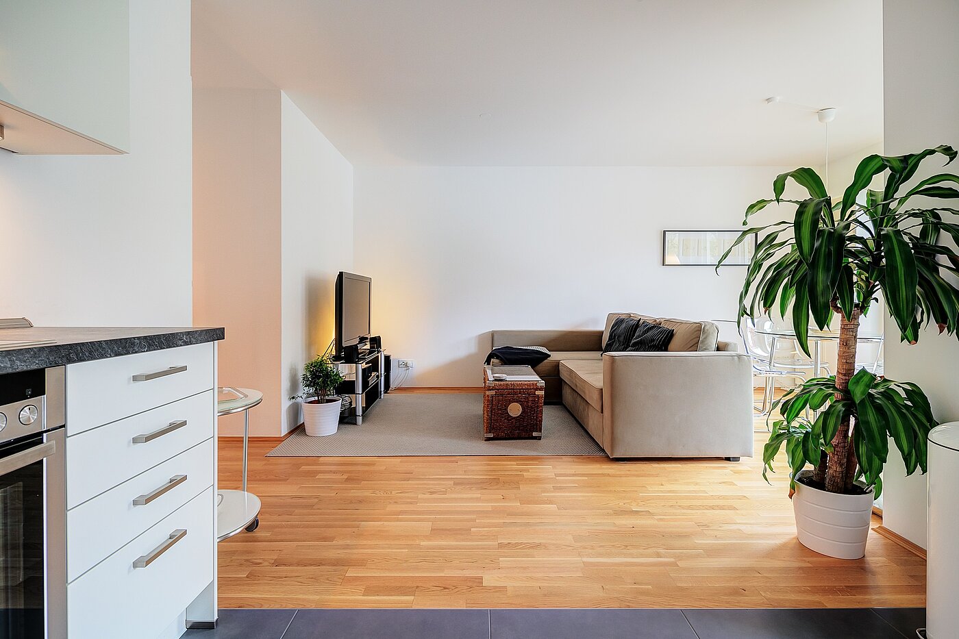 Apartment with 3 room | München-Moosach | 70164 | Offene Raumgestaltung...