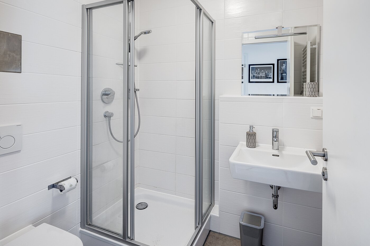 Apartment with 3 room | 70483 | ...Dusche