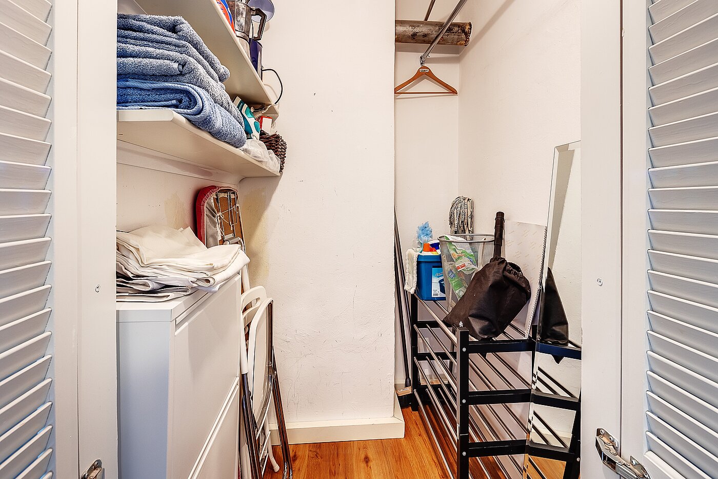 Apartment with 2 room | München-Maxvorstadt | 2211ML6 | Praktische Abstellkammer