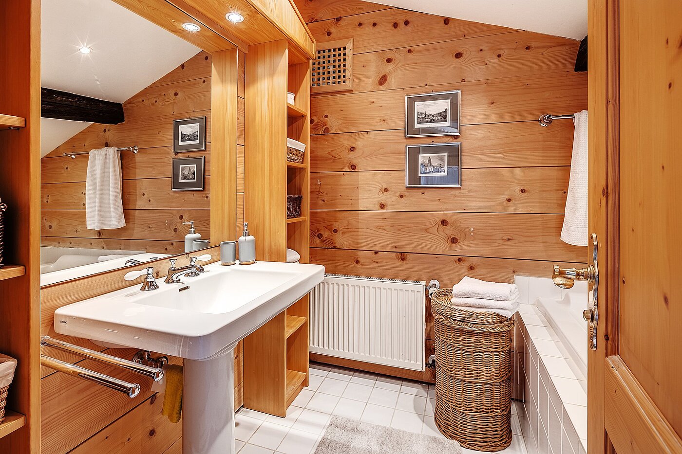 Apartment with 11 room | Gmund/Dürnbach | 2107ML1 | Wannenbad DG