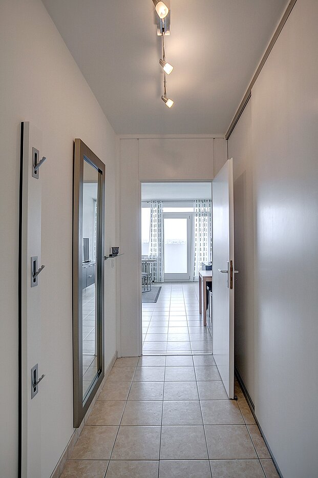 Apartment with 1 room | München-Moosach | 70092 | Diele mit...