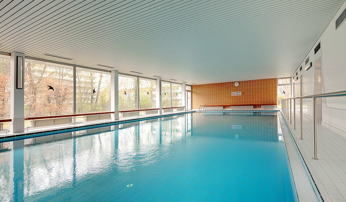 Apartment with 2 room | München-Sendling-Westpark | 2010ML9 | ...Schwimmbad im Haus