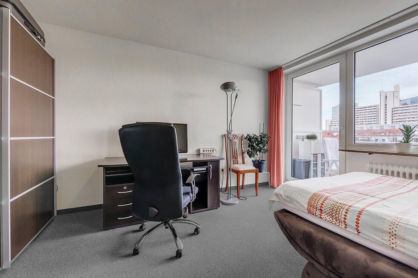 Apartment with 3 room | München-Schwabing | 1912ML4 | ... mit Zugang zum Balkon