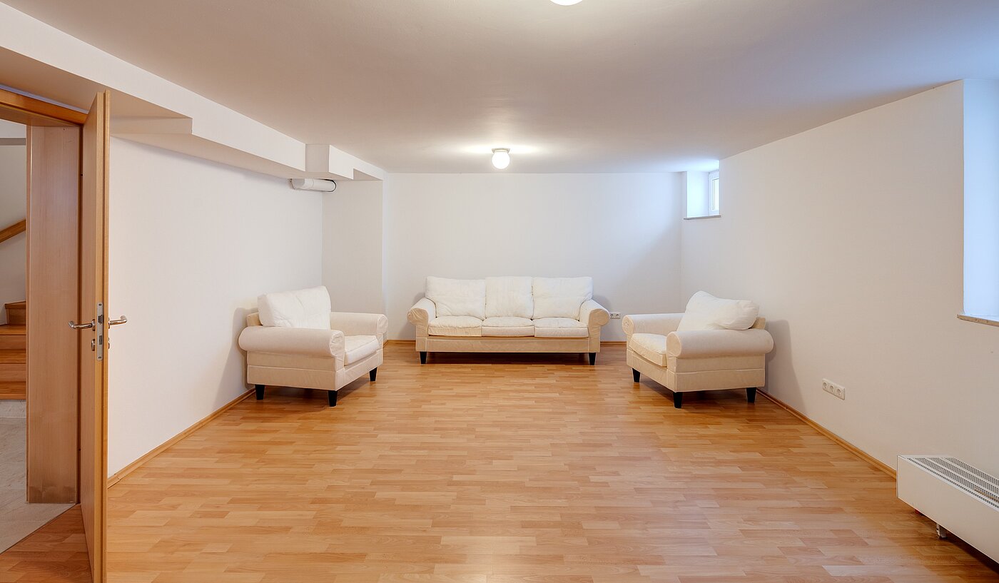 Semi-detached House with 6.5 room | Unterschleißheim | 70122 | Großer Hobbyraum