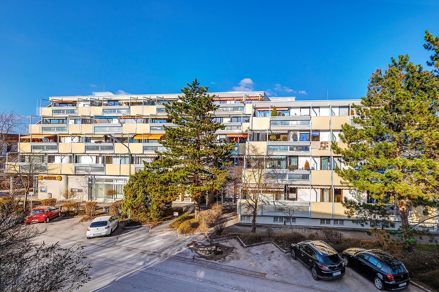 Apartment with 3 room | Unterschleißheim | 70003 | Außenansicht Wohnanlage