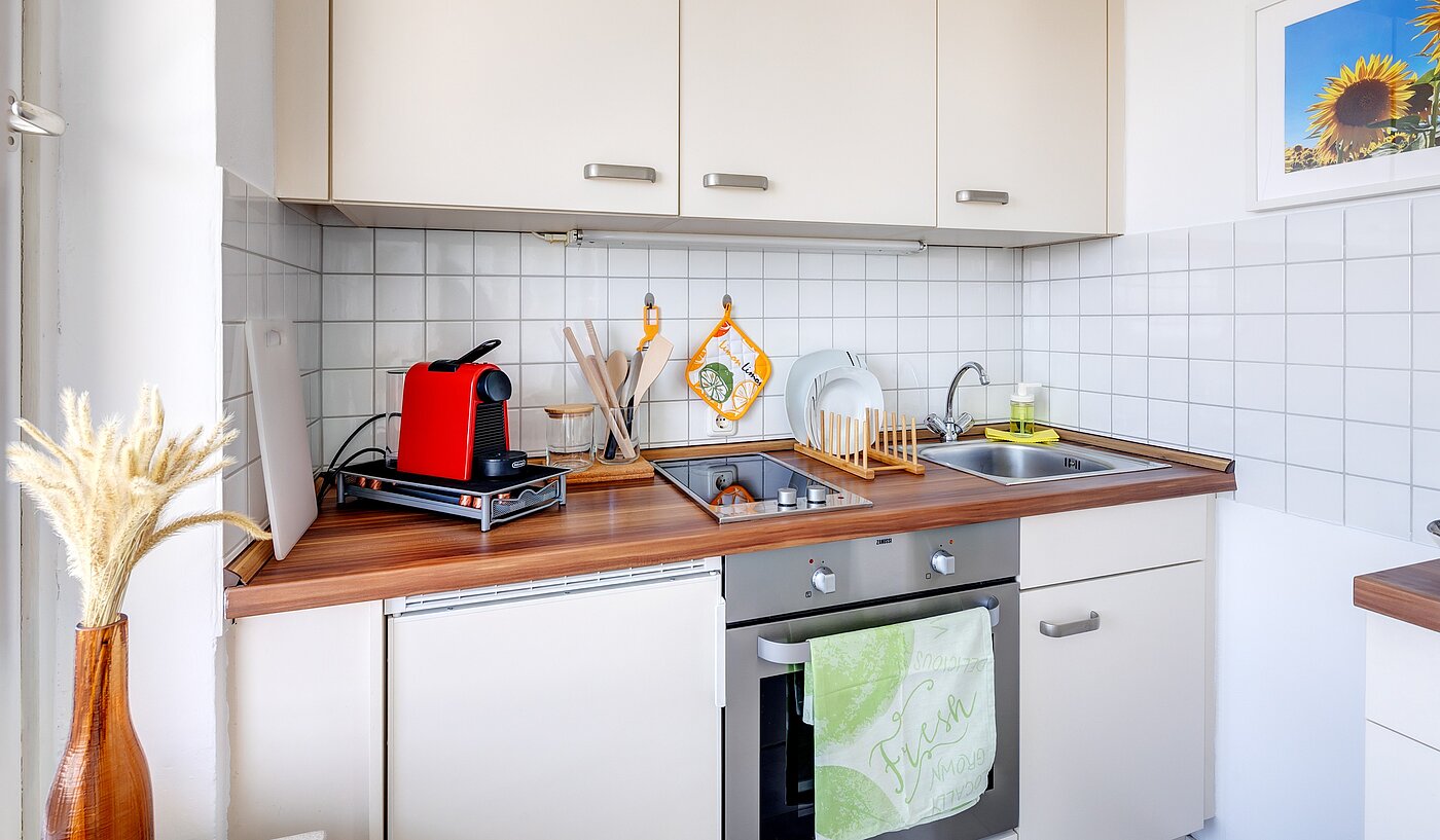 Apartment with 1 room | München-Solln | 700901 | ...mit Küchenzeile