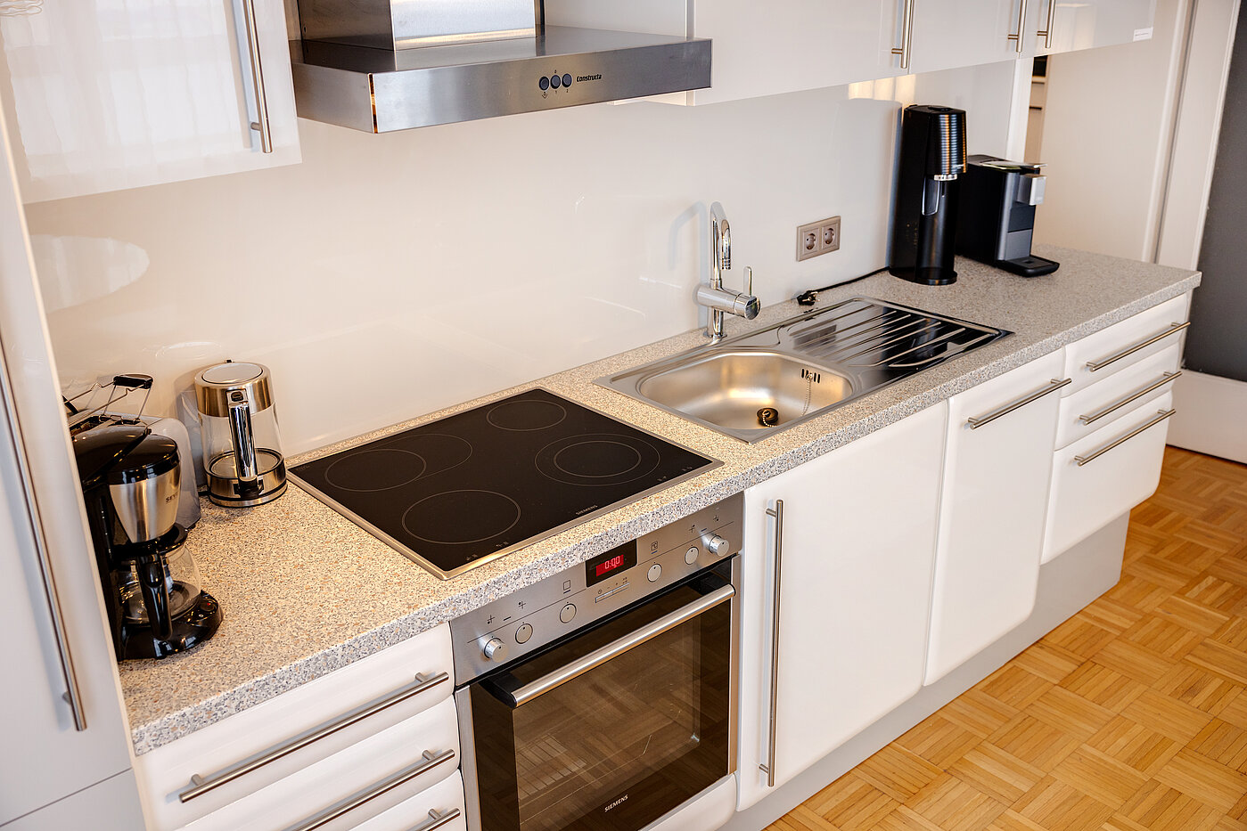 Ground floor apartment with 2 room | 70219 | ...mit Backofen und Cerankochfeld