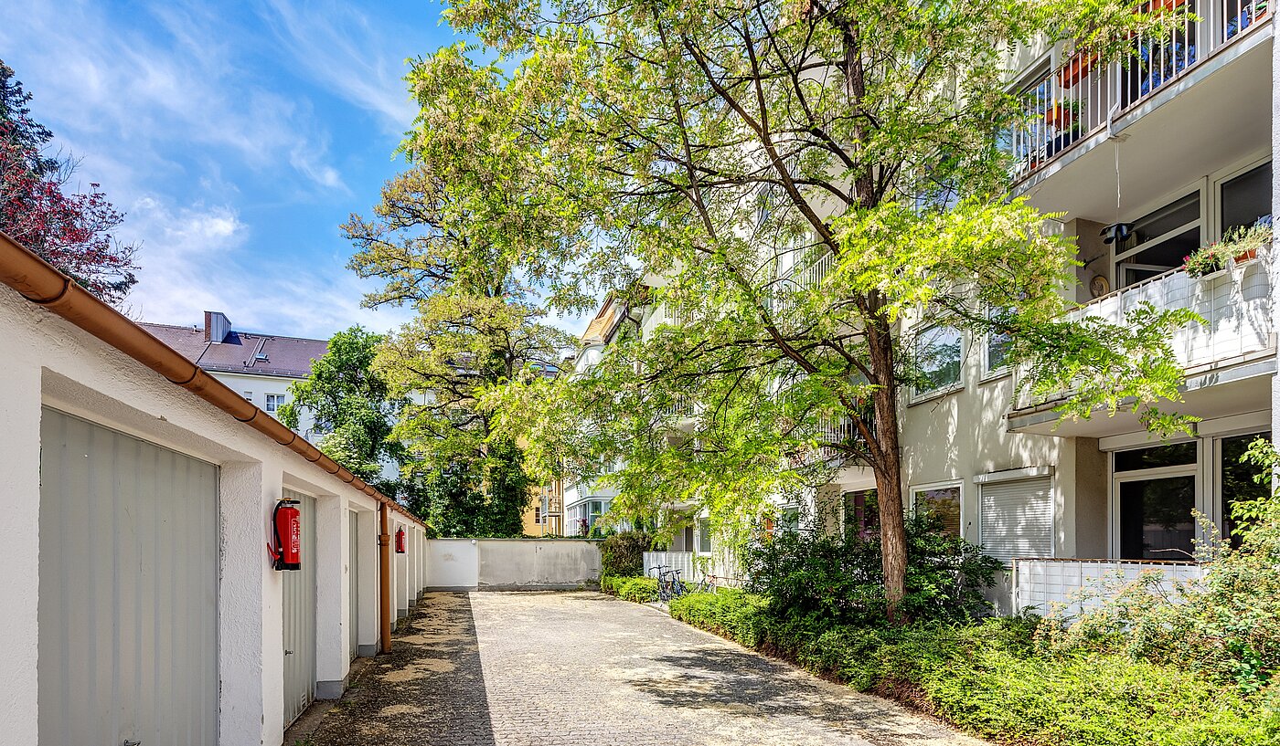 Apartment with 1.5 room | 70127 | Von viel Grün...