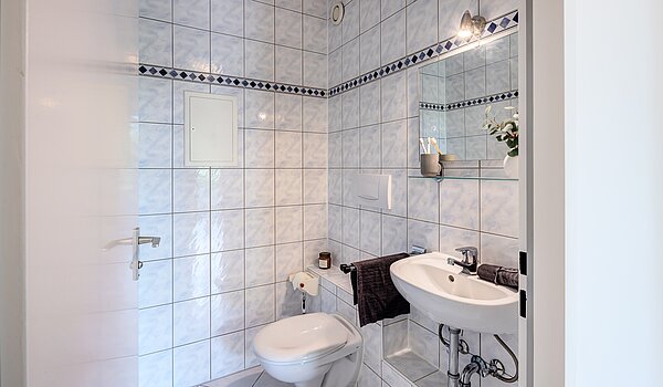 Apartment with 3 room | München-Bogenhausen | 70261 | Gäste-WC