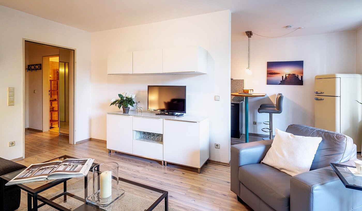 Apartment with 2 room | München-Nymphenburg | 2107ML3 | mit geschmackvoller...