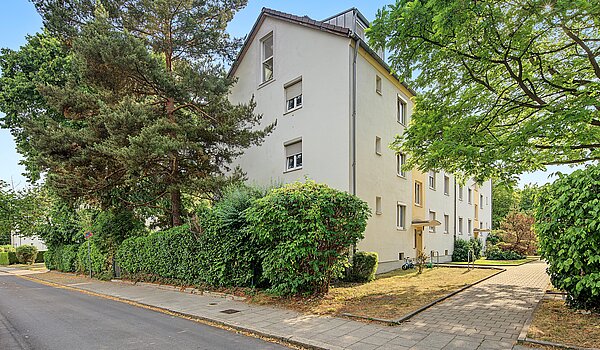 Apartment with 2 room | München-Allach | 70412 | Gebäudeansicht