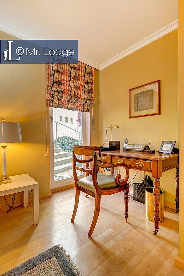 Apartment with 2 room | München-Schwabing | 1605ML1 | Schreibtisch, Arbeitsplatz