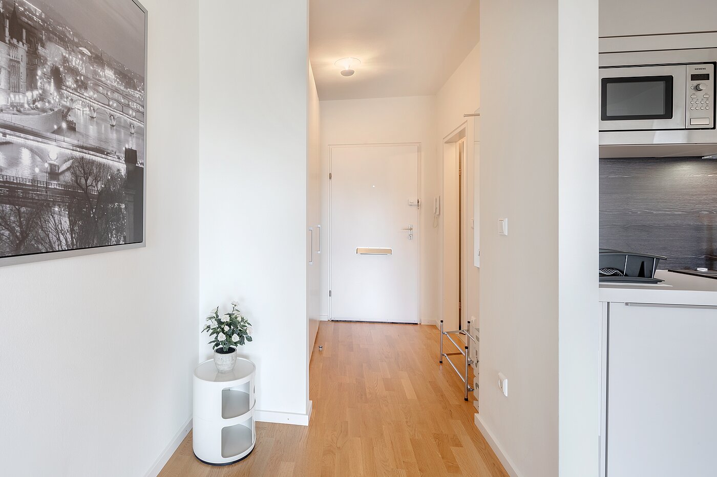 Apartment with 1 room | München-Solln | 70499 | Ansprechender Eingangsbereich