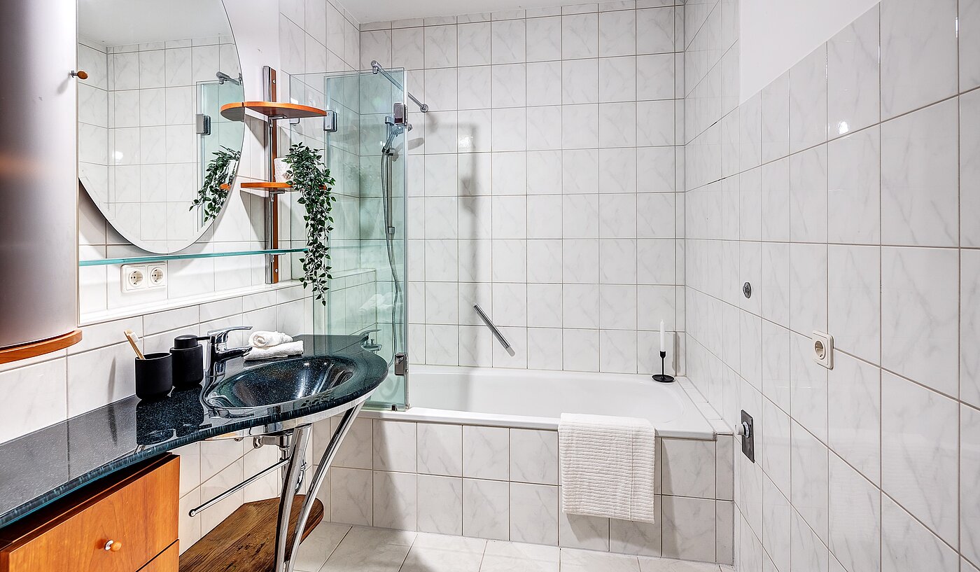 Ground floor apartment with 2.5 room | München-Harlaching | 70018 | ...Badewanne