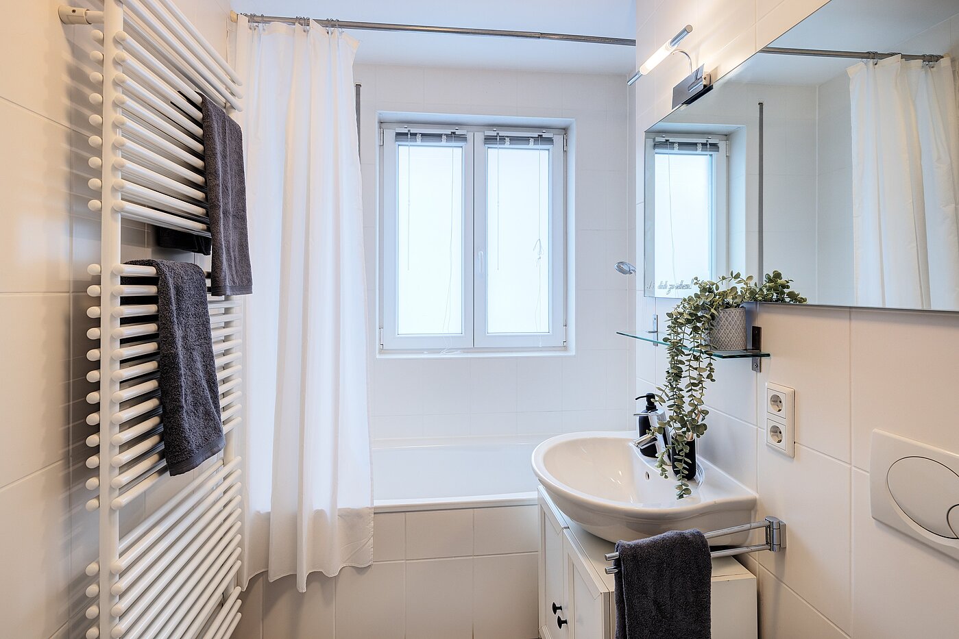 Apartment with 2 room | München-Schwabing | 703161 | Mit Tageslicht