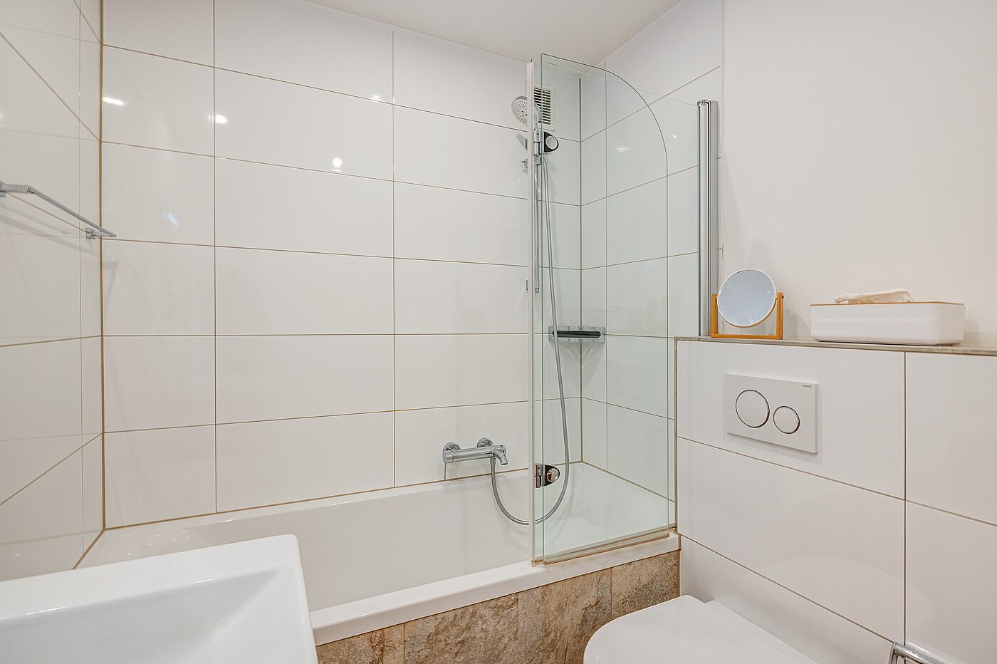 Apartment with 1 room | München-Schwabing | 70198 | ...Badewanne