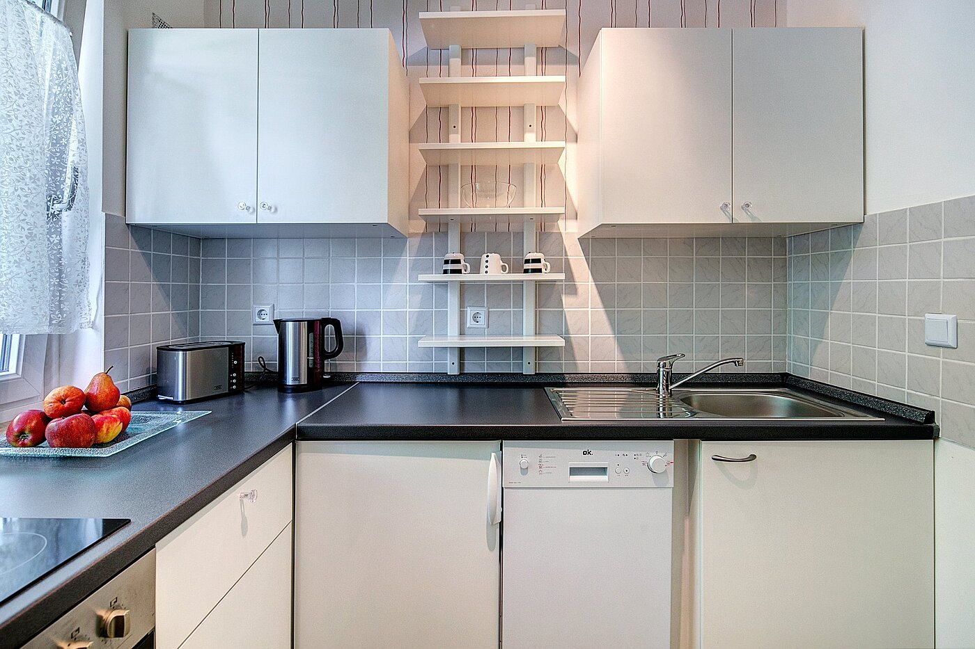 Raised Ground Floor with 2 room | München-Sendling-Westpark | 2001ML1 | ...moderner Einbauküche