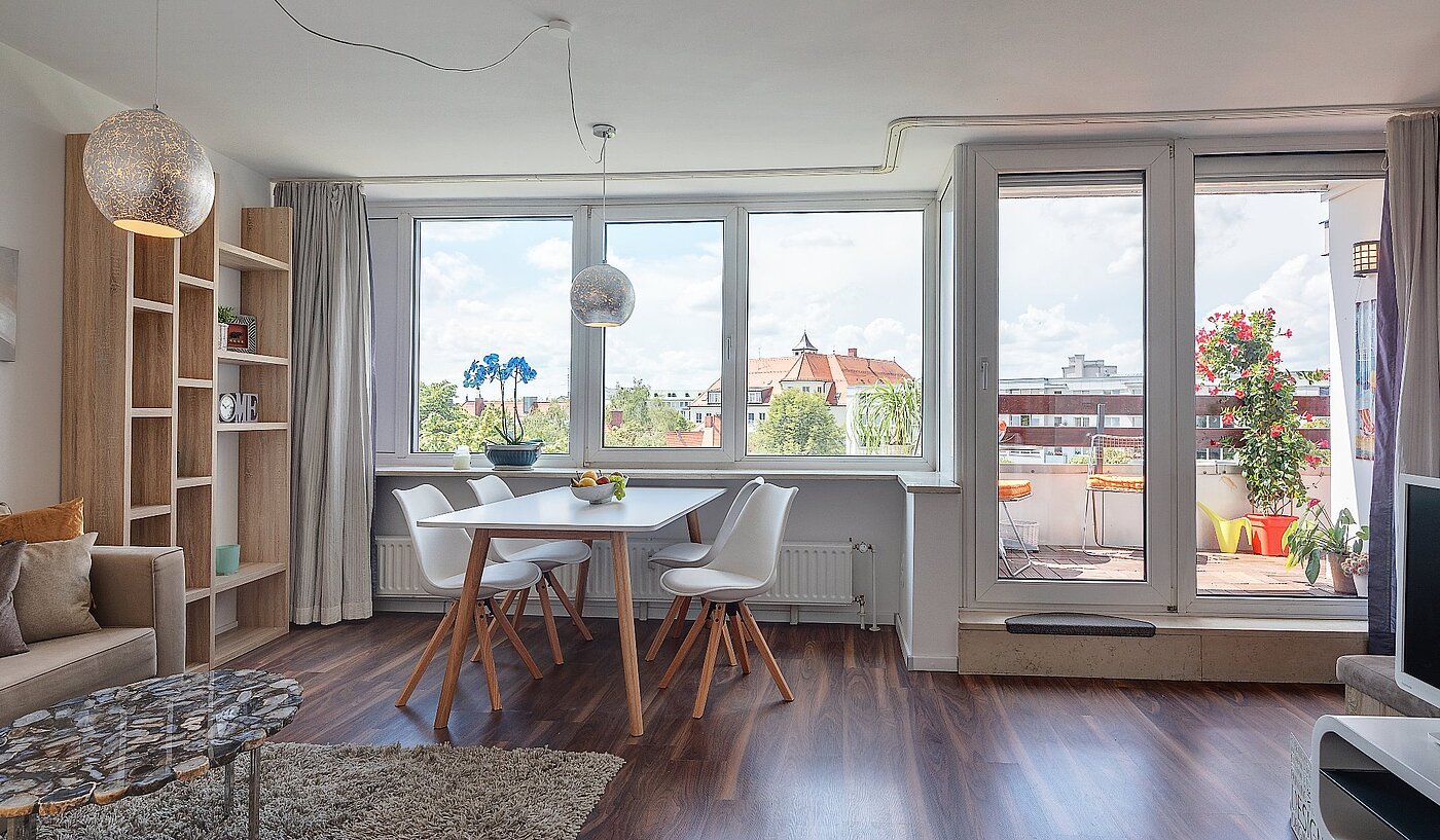 Apartment with 1.5 room | München-Neuhausen | 1807ML3 | Essplatz ...