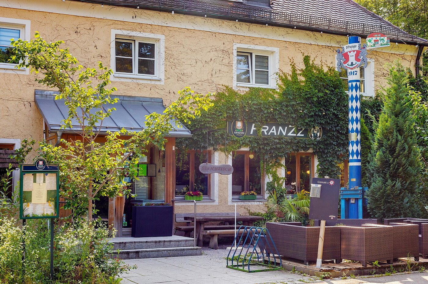 Apartment with 2 room | München-Pasing | 2108ML1 | Bayrisch Essen in...