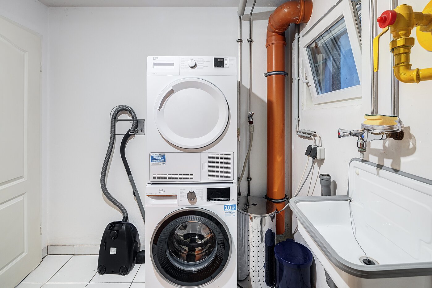 Semi-detached House with 5 room | München-Trudering | 70269 | Haushaltsraum