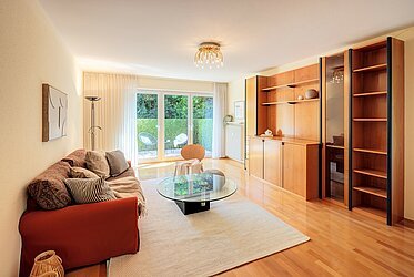 Laim: Charming 4-room ground floor apartment with large terrace