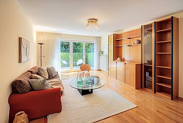 Laim: Charming 4-room ground floor apartment with large terrace