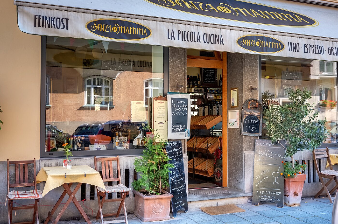 Apartment with 1 room | München-Maxvorstadt | 700022 | Vielfältige Einkaufsmöglichkeiten