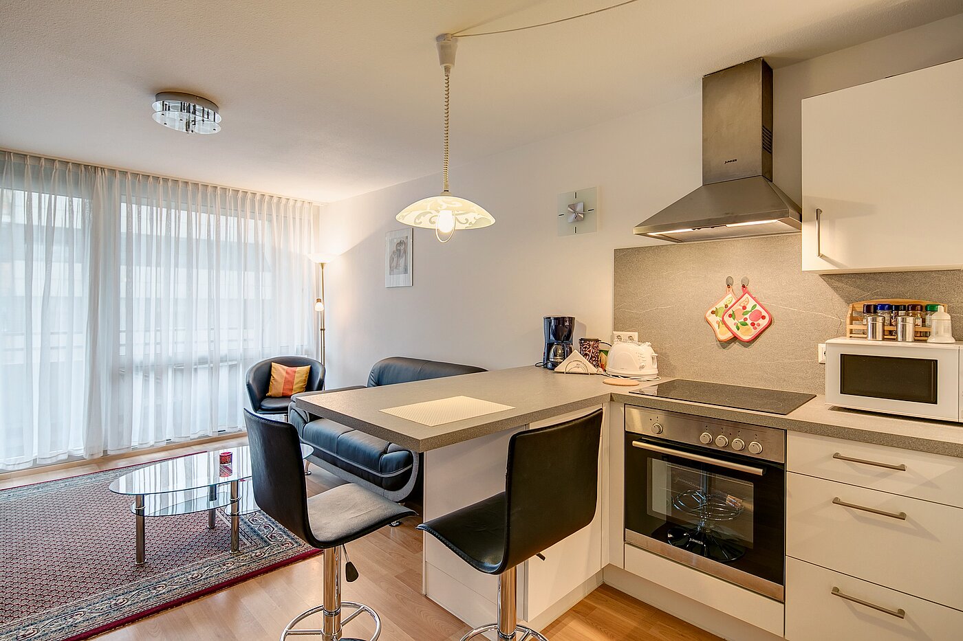 Apartment with 1 room | München-Berg am Laim | 2207ML6 | ...mit Esstheke