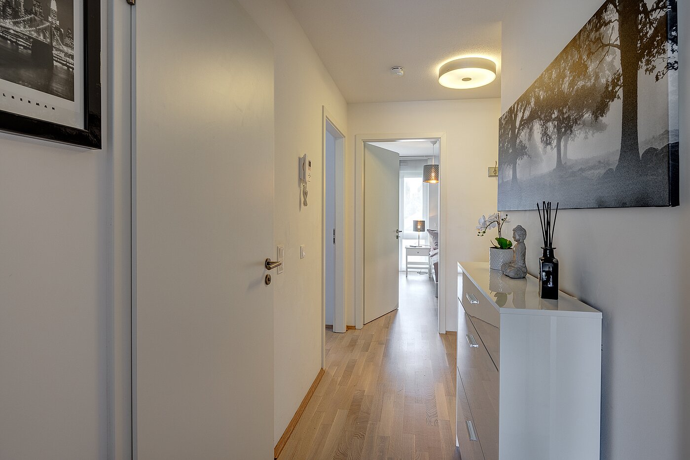 Apartment with 3 room | 70483 | Flur zum Schlafbereich