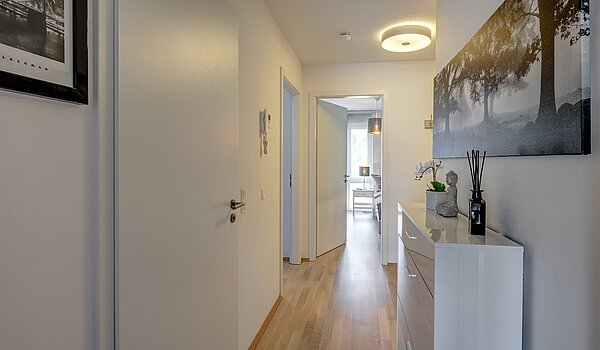 Apartment with 3 room | 70483 | Flur zum Schlafbereich