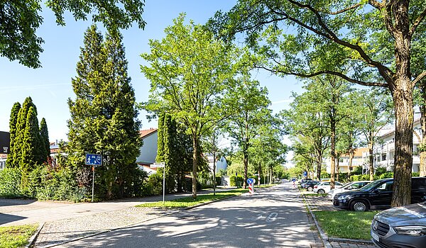 Apartment with 2 room | Poing | 70373 | Straßenansicht