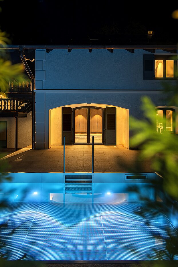 Special property with 15 room | Bad Wiessee | 701591 | Beleuchteter Außenpool