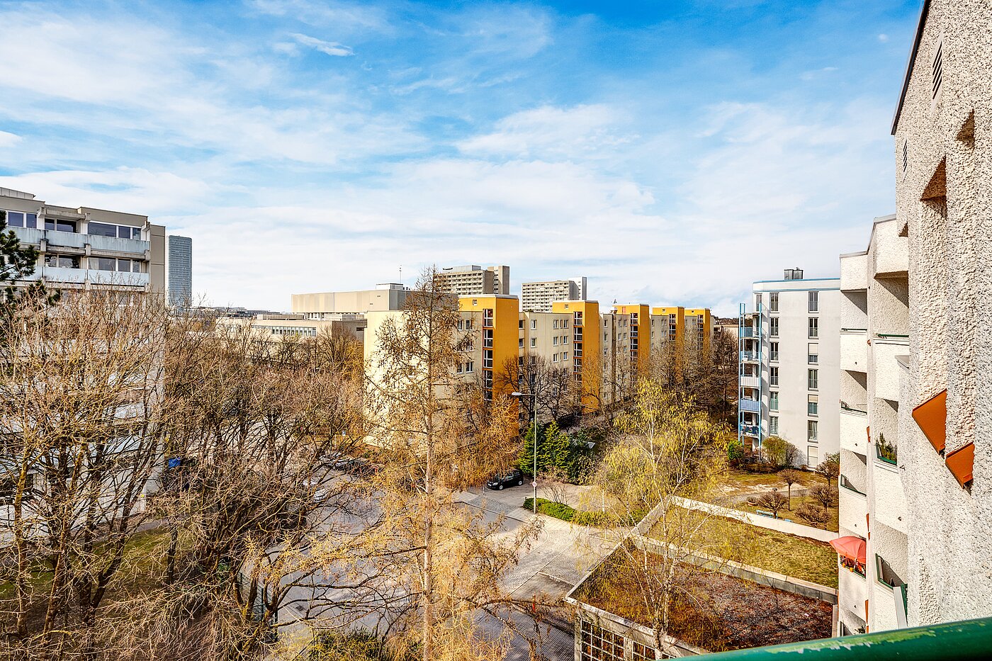 Apartment with 2 room | München-Moosach | 2203ML5 | ...mit Aussicht